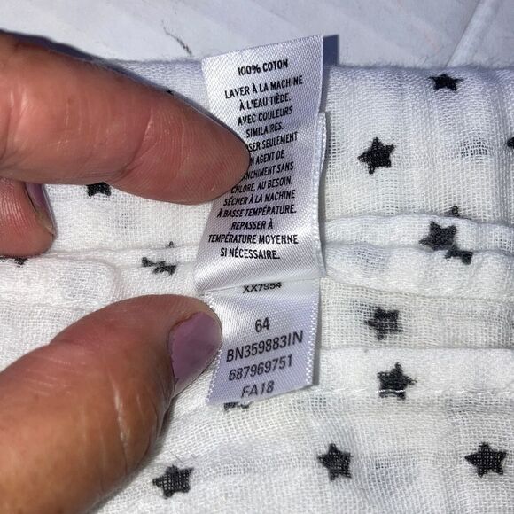 NORDSTROM BABY Muslin Swaddle Blanket Twilight Sleepy Stars 48 x 44 inches - Picture 8 of 9